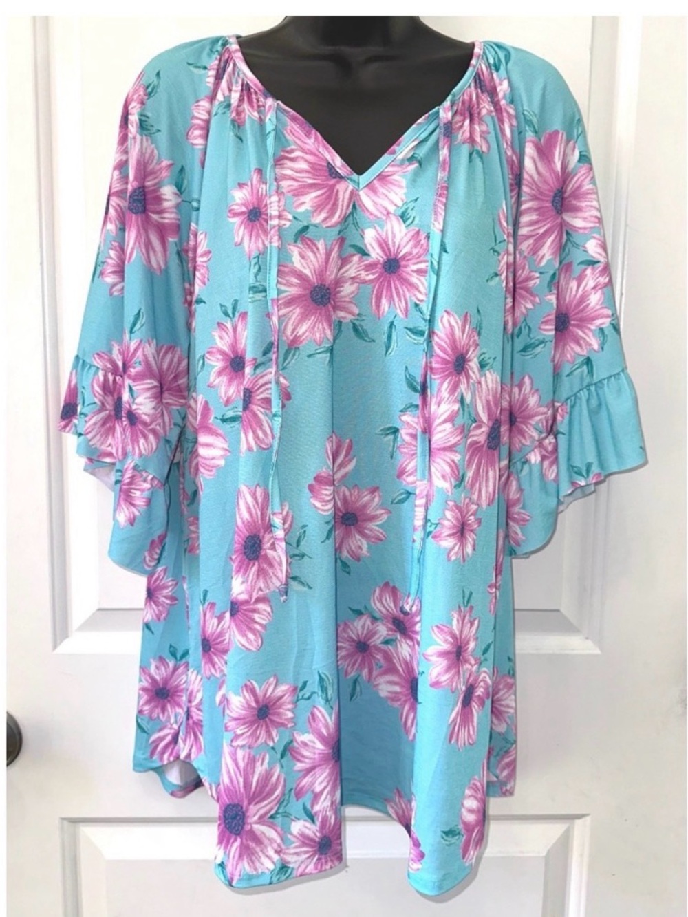 Honeyme Floral Tie-Front Flutter Sleeve Top - Aqua with Pink Flowers
